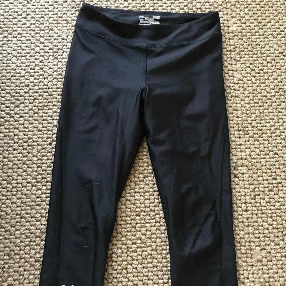 Under armor cropped leggings